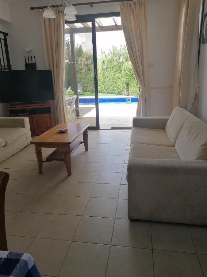 Villa Med-Sunset Kissonerga Ngoại thất bức ảnh